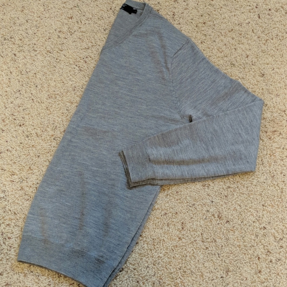 *MENS* Gray Merino wool v-neck J. Crew sweater